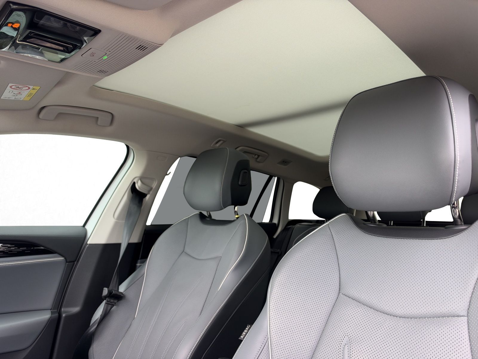 Volkswagen Passat Variant - Bild 13