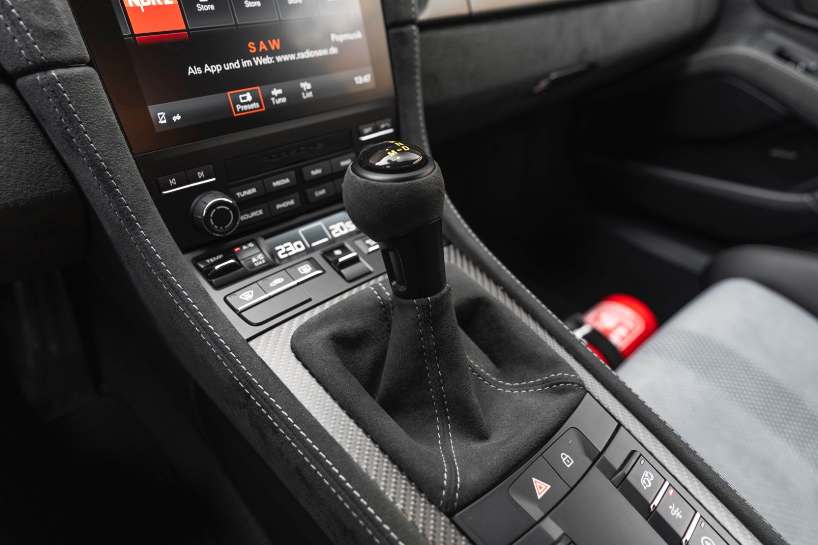 Fahrzeugabbildung Porsche Cayman GT4 RS WEISSACH LIFT BOSE PCCB MAGNESIUM