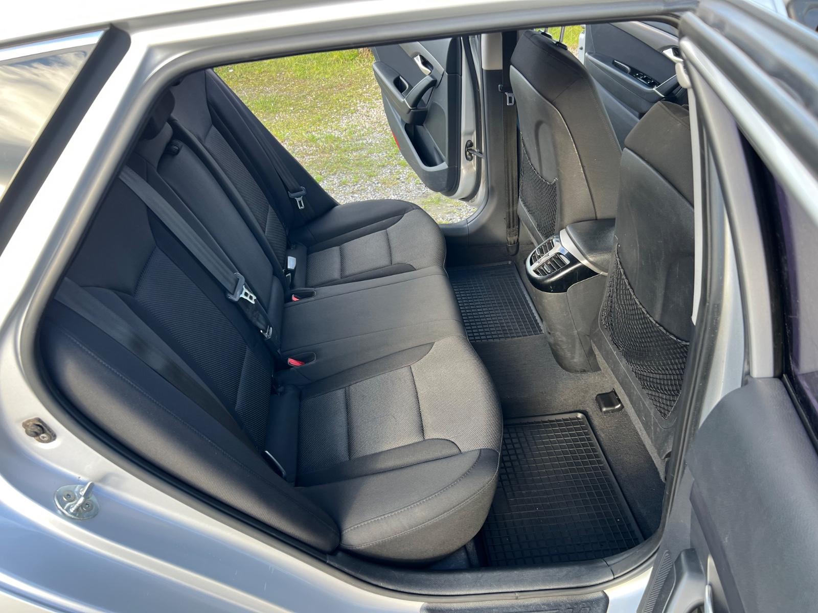 Hyundai i40 2013 — photo 18