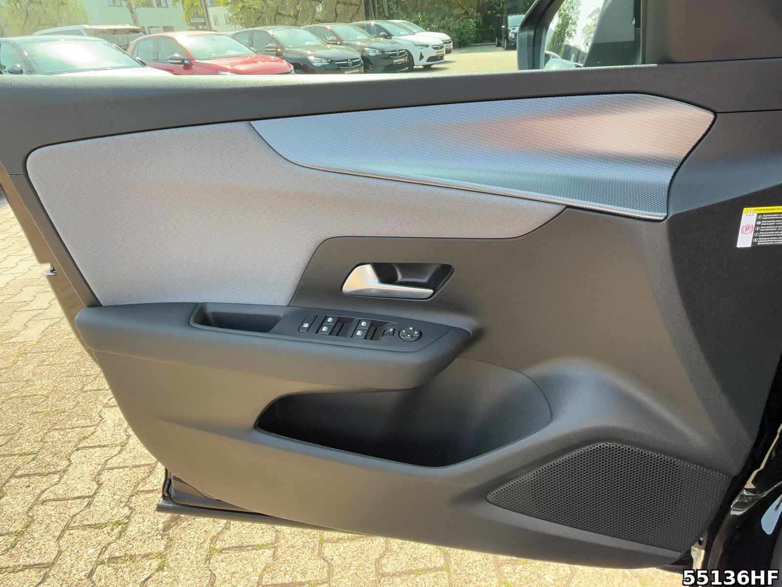 Fahrzeugabbildung Opel Mokka B Edition 131 PS AT