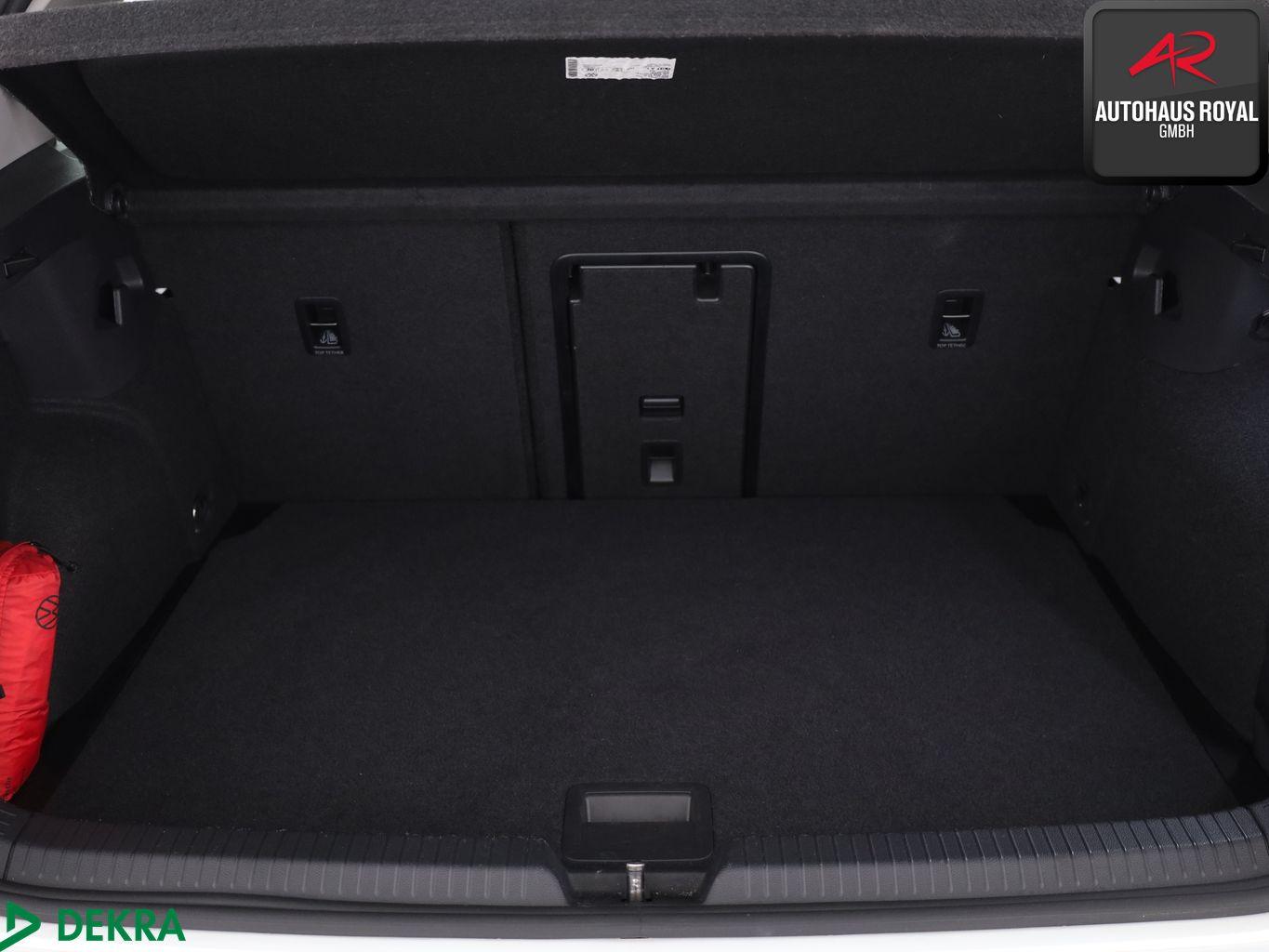 Volkswagen Golf VIII 2.0 TSI STYLE MASSAGE,ACC,TOTWINKEL,SH, миниатюра 13