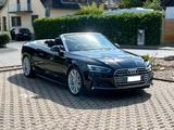 Audi A5 Cabriolet 2.0 TFSI Quattro Sport  S-Line/ACC - mit Benzin-Antrieb: Schwarz, Teilleder, Cabrio