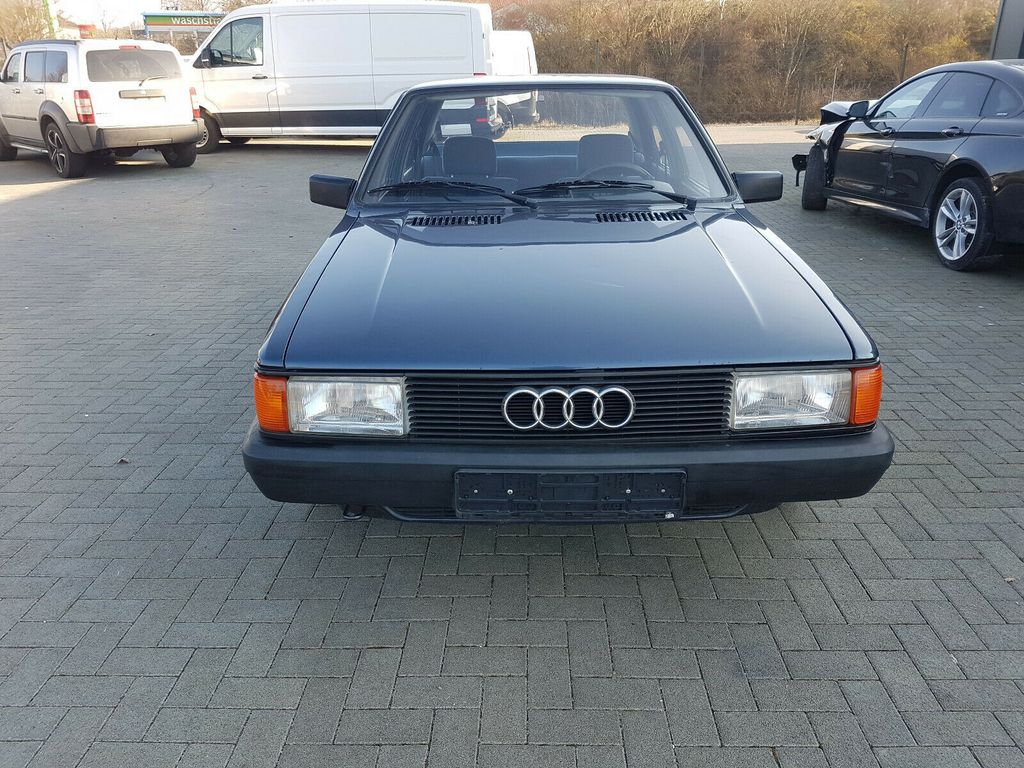 AUDI 80