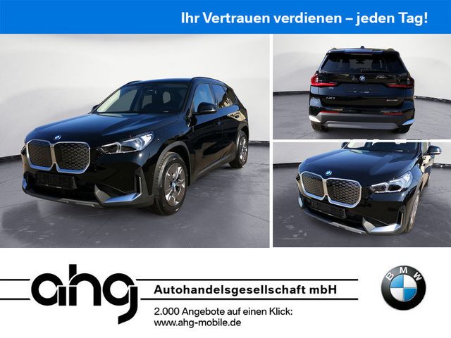BMW iX1 xDrive30 Premiumpaket
