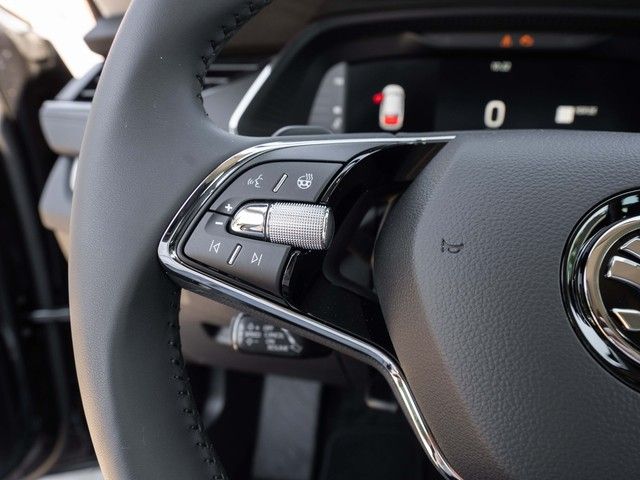 Octavia Combi 2.0 TDI Tour DSG AHK+MATRIX+STANDH