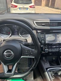 Nissan Qashqai - 11