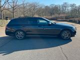 Mercedes-Benz E 300 de 4MATIC T Autom. - - Mercedes-Benz E 300 in Frankfurt (Main)