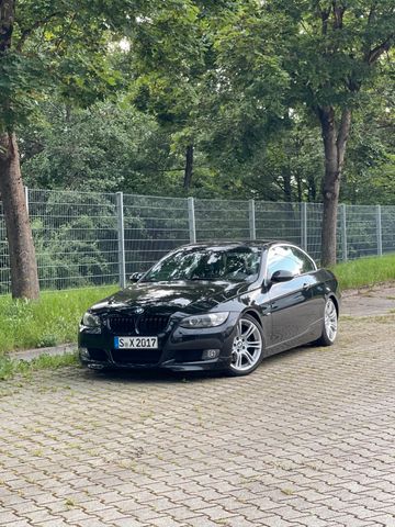 BMW 325i Cabrio -