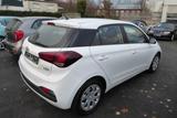 Hyundai i20 Select SHZ Klima - Hyundai i20 Select mit Benzin-Antrieb