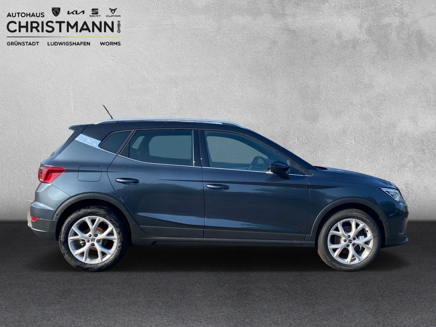 Fahrzeugabbildung SEAT Arona FR 1.0 TSI*NAVI*Full-link*LED*PDC*CAM*TEMP