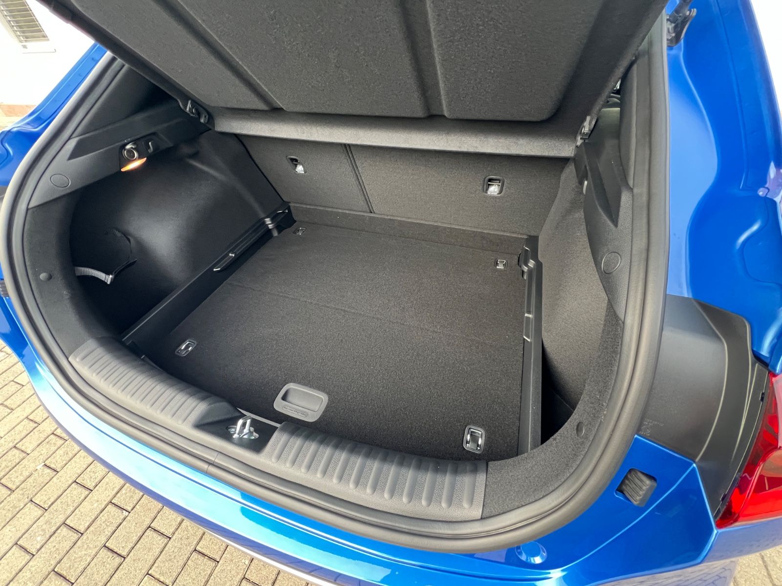 Fahrzeugabbildung Kia XCeed 1.5 T-GDI Vision Komfort Paket