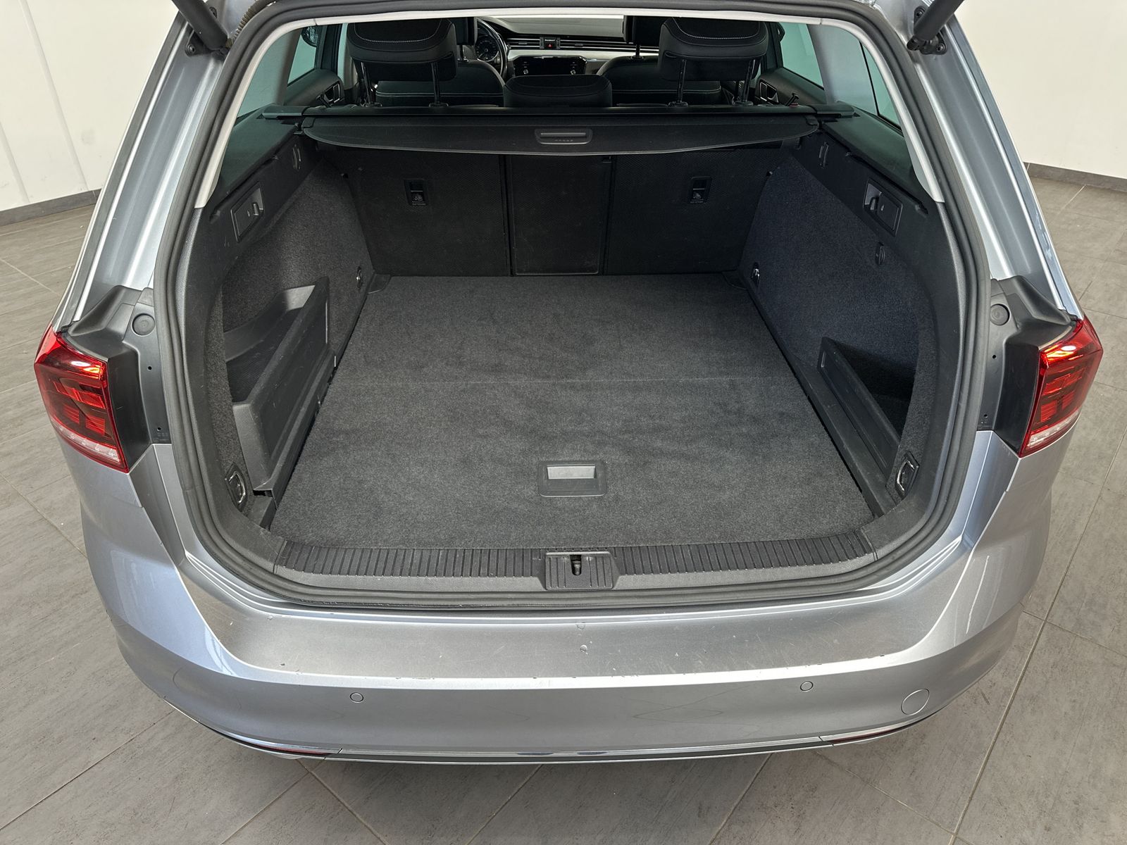 Fahrzeugabbildung Volkswagen Passat Variant 1.4 TSI DSG GTE NAV+LED+ACC+KAM