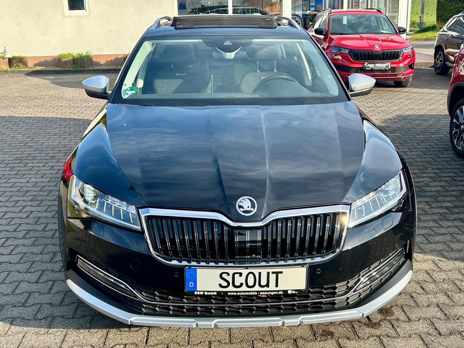 Skoda Superb Combi Scout 4x4 200PS AHK 360Kam DplBoden