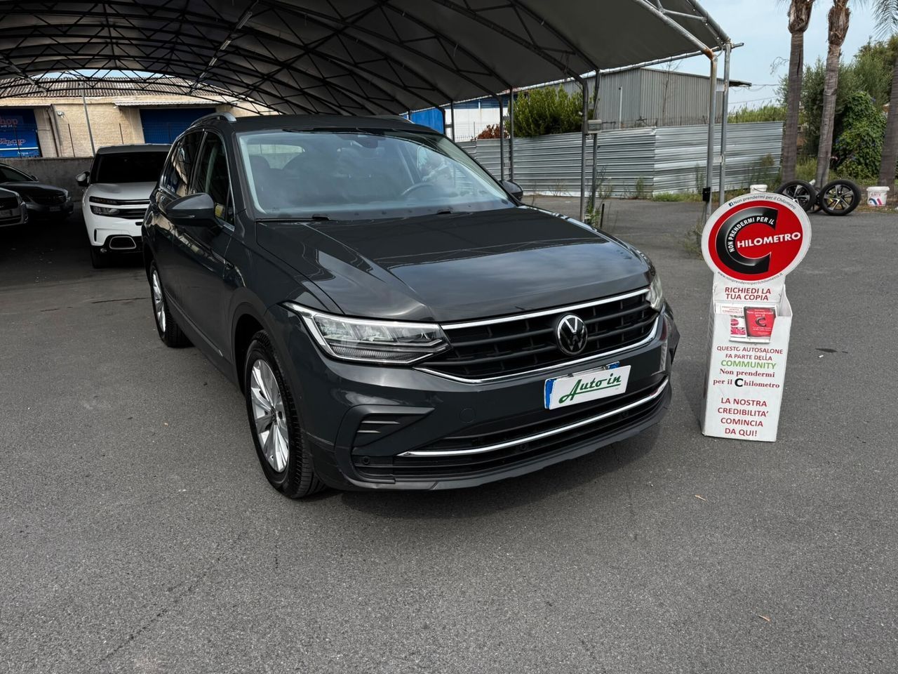 Volkswagen Tiguan 2.0 TDI 150 CV SCR DSG Eleganc imagem 2