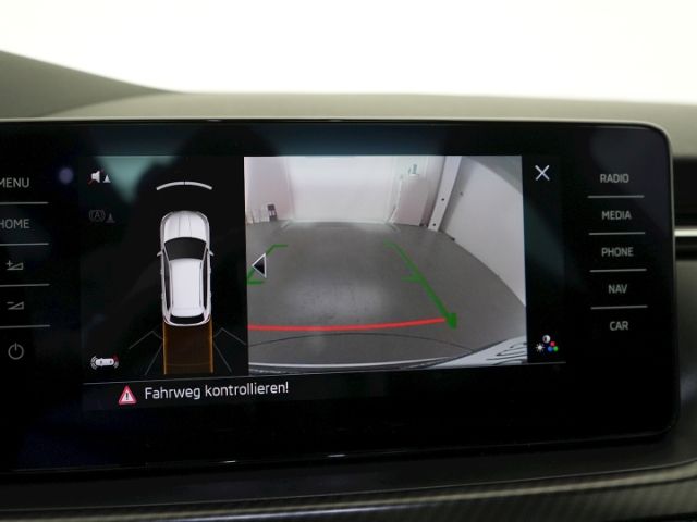 Kamiq MONTE CARLO TSI DSG+NAVI+CARPLAY+AHK+PANO+