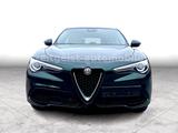 Alfa Romeo Stelvio Super*Teil-Leder*Xen*CAM*AHK*1.HAND* - Alfa Romeo mit Diesel-Antrieb: Geländewagen