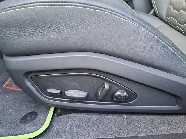 Fahrzeugabbildung Audi e-tron GT RS MATRIX Laser Assitenz Plus Sportsit