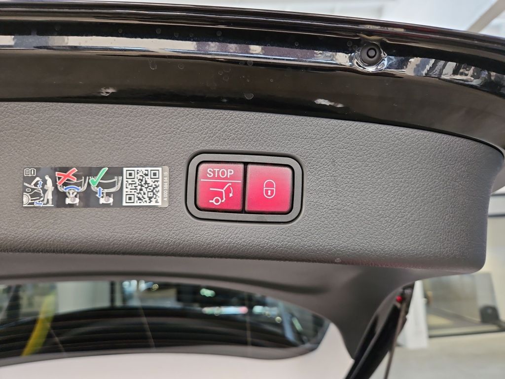 Fahrzeugabbildung Mercedes-Benz GLC 200 4M +AMG+NIGHT+MULTI+SITZKLIMA+HEAD-UP+