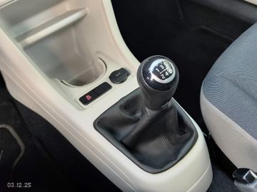 Volkswagen up! move up! NAVI-BT-SHZG-TEMPOMAT-LED