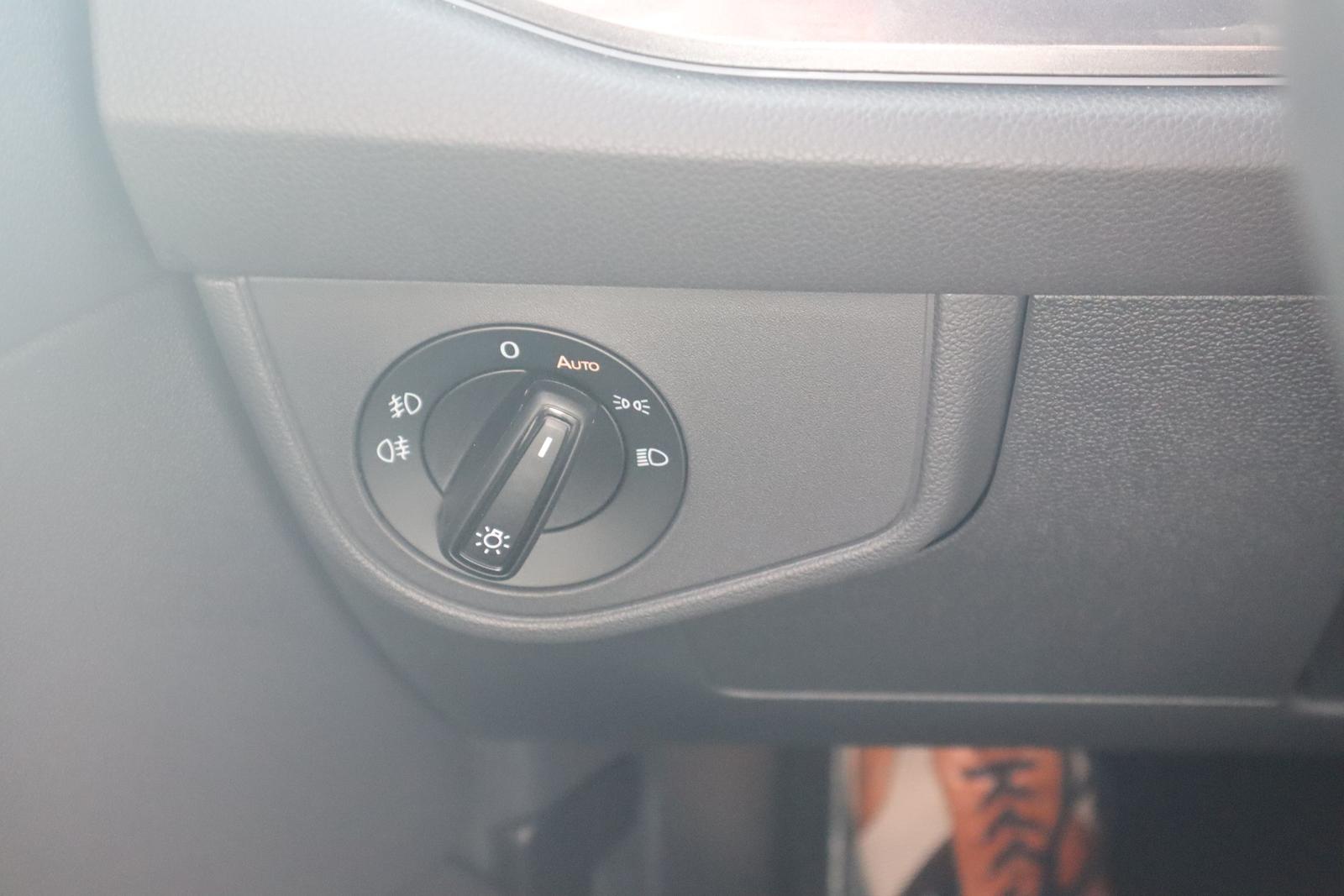 Volkswagen Taigo 1.5 TSI Style DSG LED Navi ACC Kamera AHK, миниатюра 29