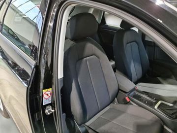 Audi Q3 - 10