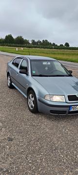 Skoda octavia  1.9TDI - Skoda Octavia aus 2004 mit Diesel-Antrieb