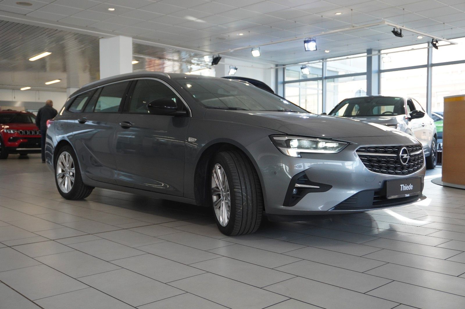 Fahrzeugabbildung Opel Insignia B ST 2.0D ELEGANCE NAVI/LED/KAMERA/DAB+