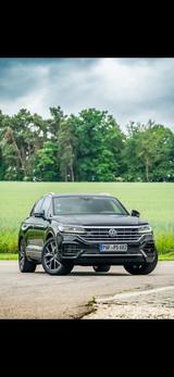 Volkswagen Touareg 3.0 V6 TDI 210kW 4MOTION Tiptronic - - Volkswagen Touareg: 2.0