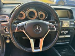 Fahrzeugabbildung Mercedes-Benz E 350 BlueTEC / d AMG Plus Paket *Pano*1.HAND*Ha