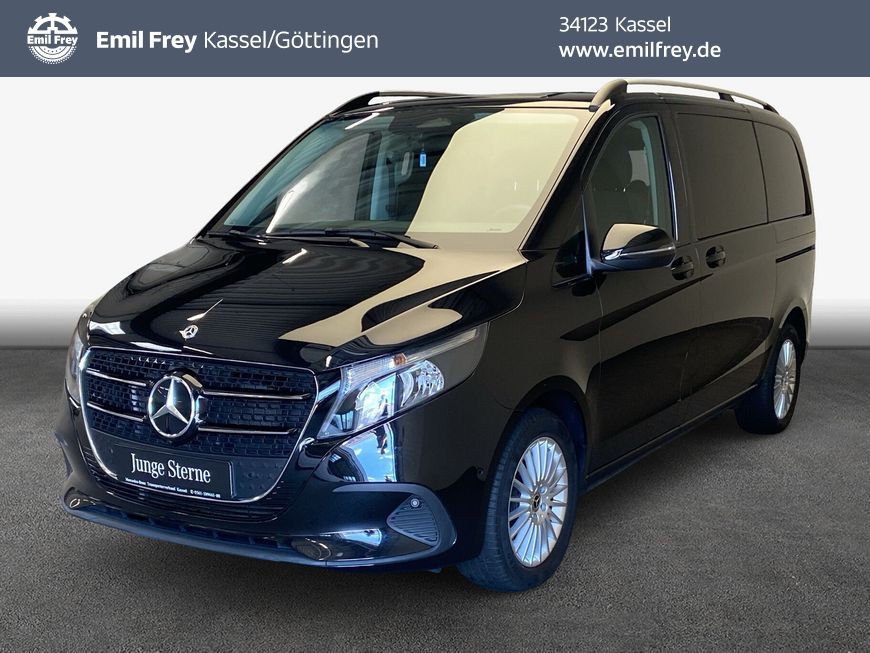 Mercedes V 220 - 1