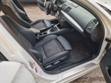 BMW 118 - 11