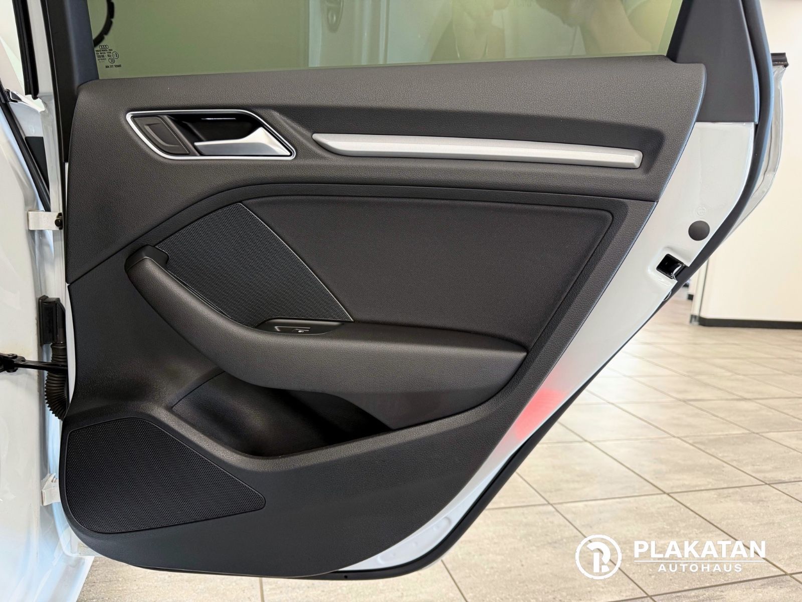 Fahrzeugabbildung Audi A3 Sportback Navi DigitalInstr LED