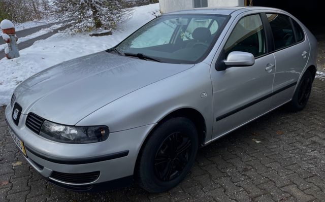 Seat Leon Stella, Klima, TÜV/AU neu !