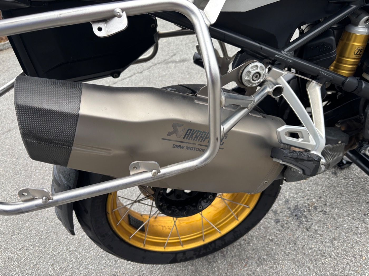 Fahrzeugabbildung BMW R 1250 GS Adventure HP viel Zubehör