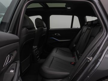 Fahrzeugabbildung BMW M340d xDr Tour HUD H/K Pano M Sportbremse Laser