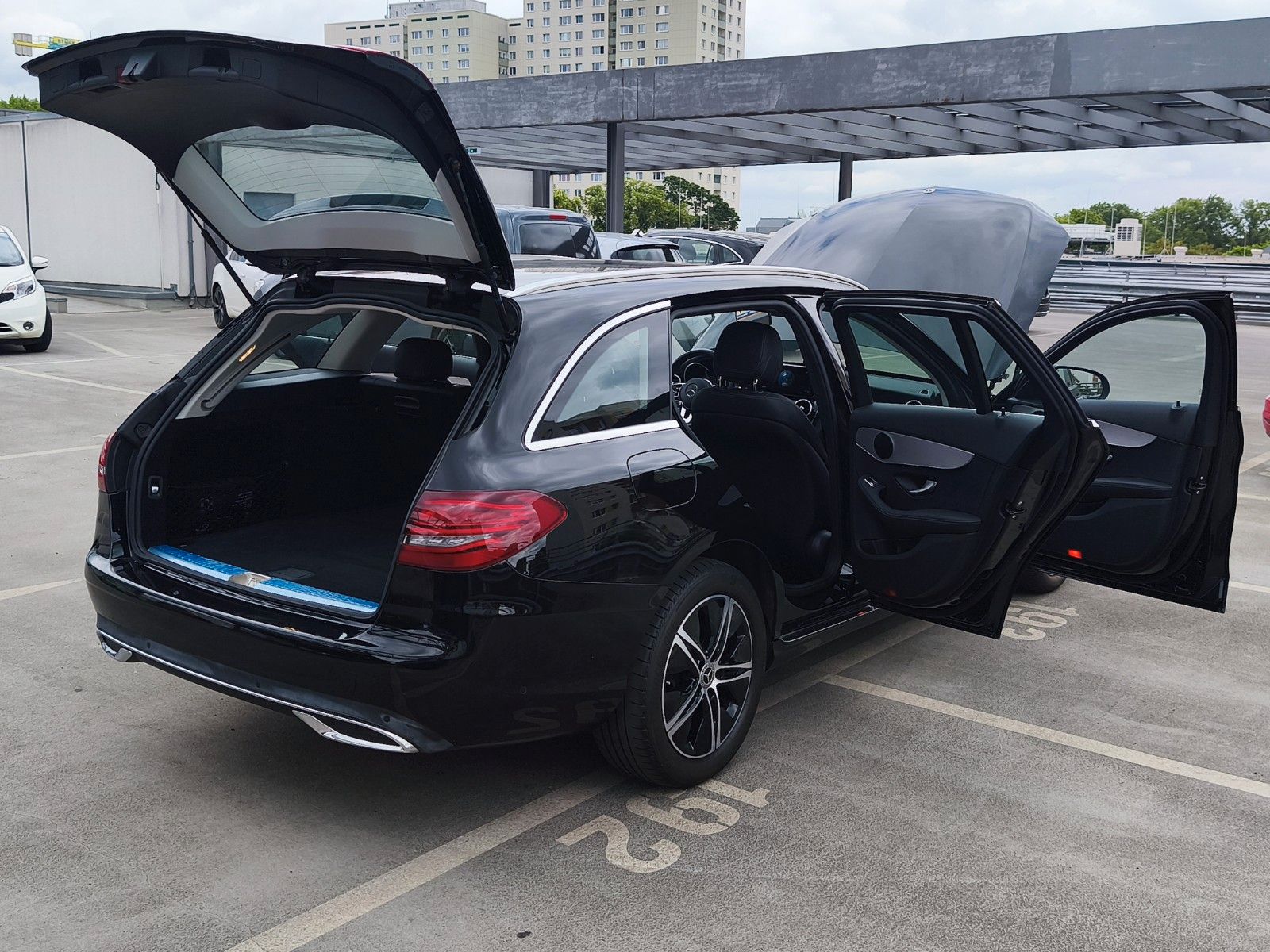 Mercedes-Benz C 220d T AVANTG. LED/LEDER/SHZ/CARPLAY/KEYLESSGO foto 10