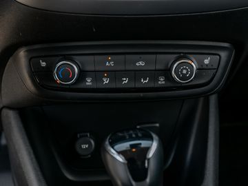 Opel Crossland 1.2 Enjoy Fernlicht-Assistent Kamera
