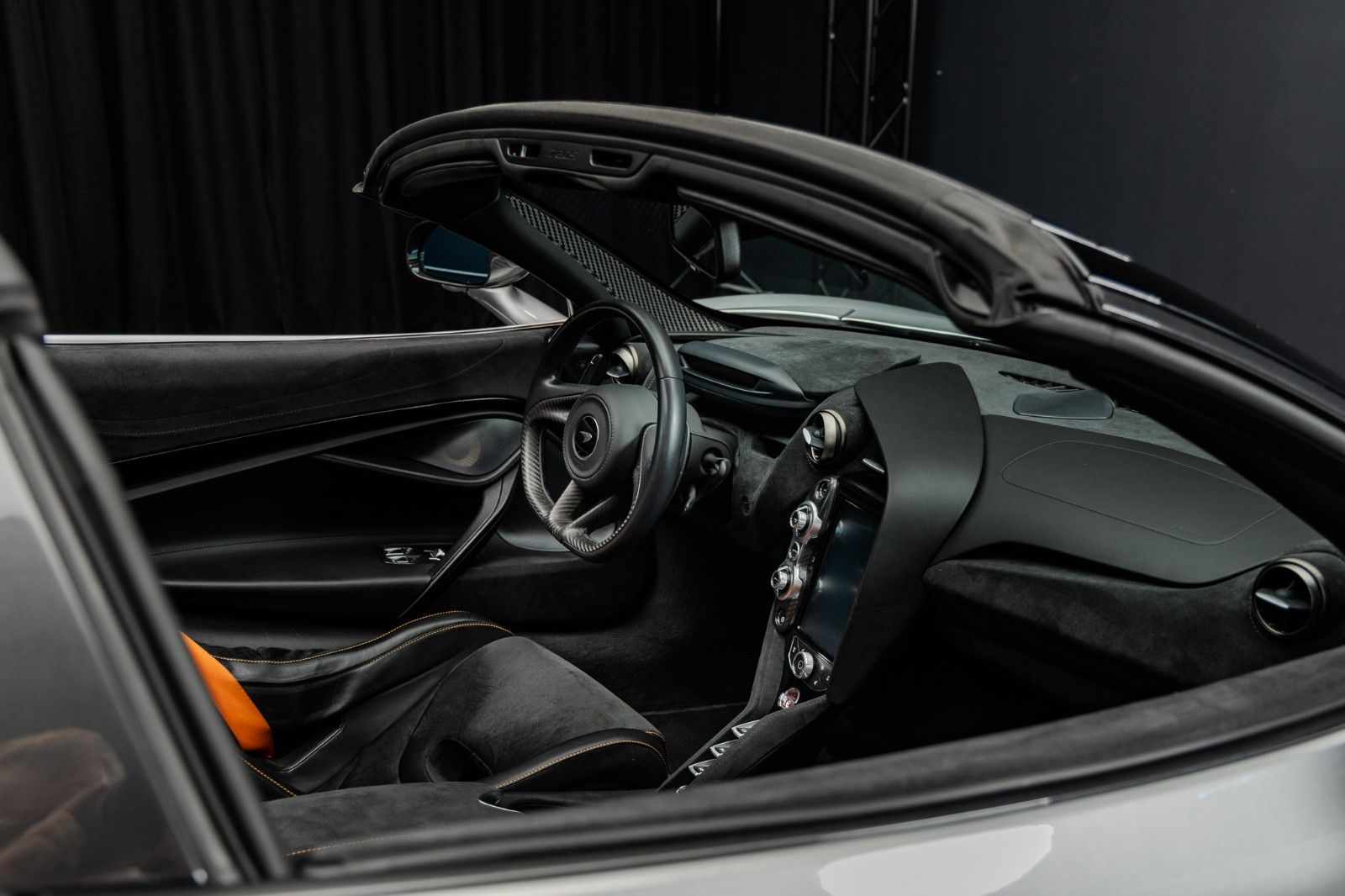 Fahrzeugabbildung McLaren 720S Spider + Scheckheft + Service Neu + Top Zus