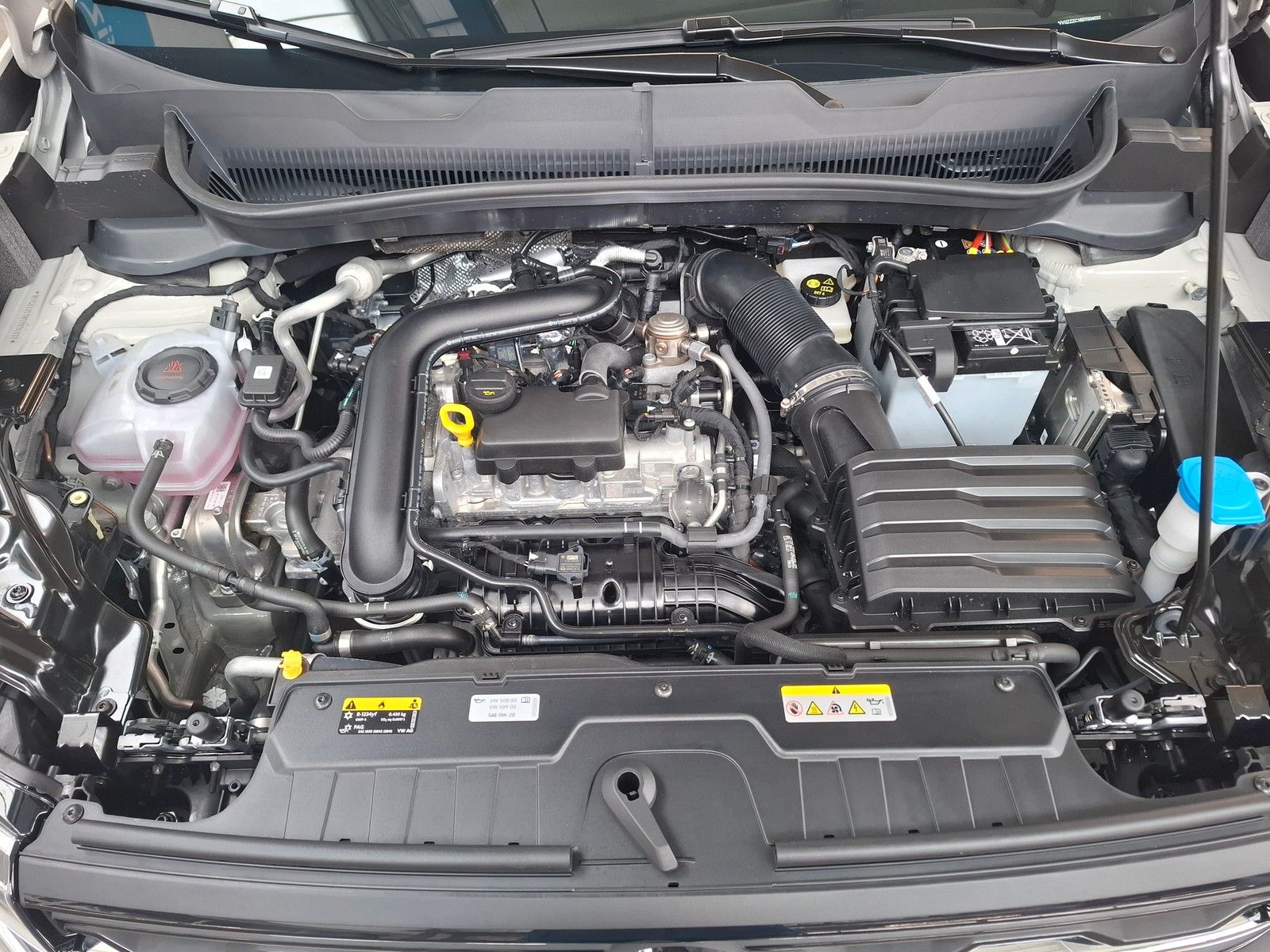 Fahrzeugabbildung Volkswagen T-Cross Life 1.0 TSI DSG +App-Connect+ACC+Sitzh.