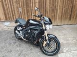Triumph Speed Triple 1050 - Angebote entsprechen deinen Suchkriterien