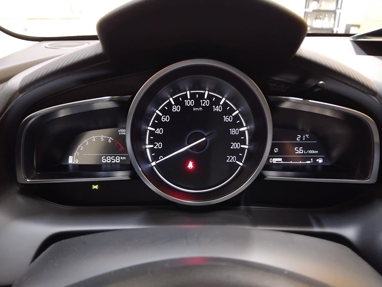 Mazda 2 (03/2023, Benzin)
