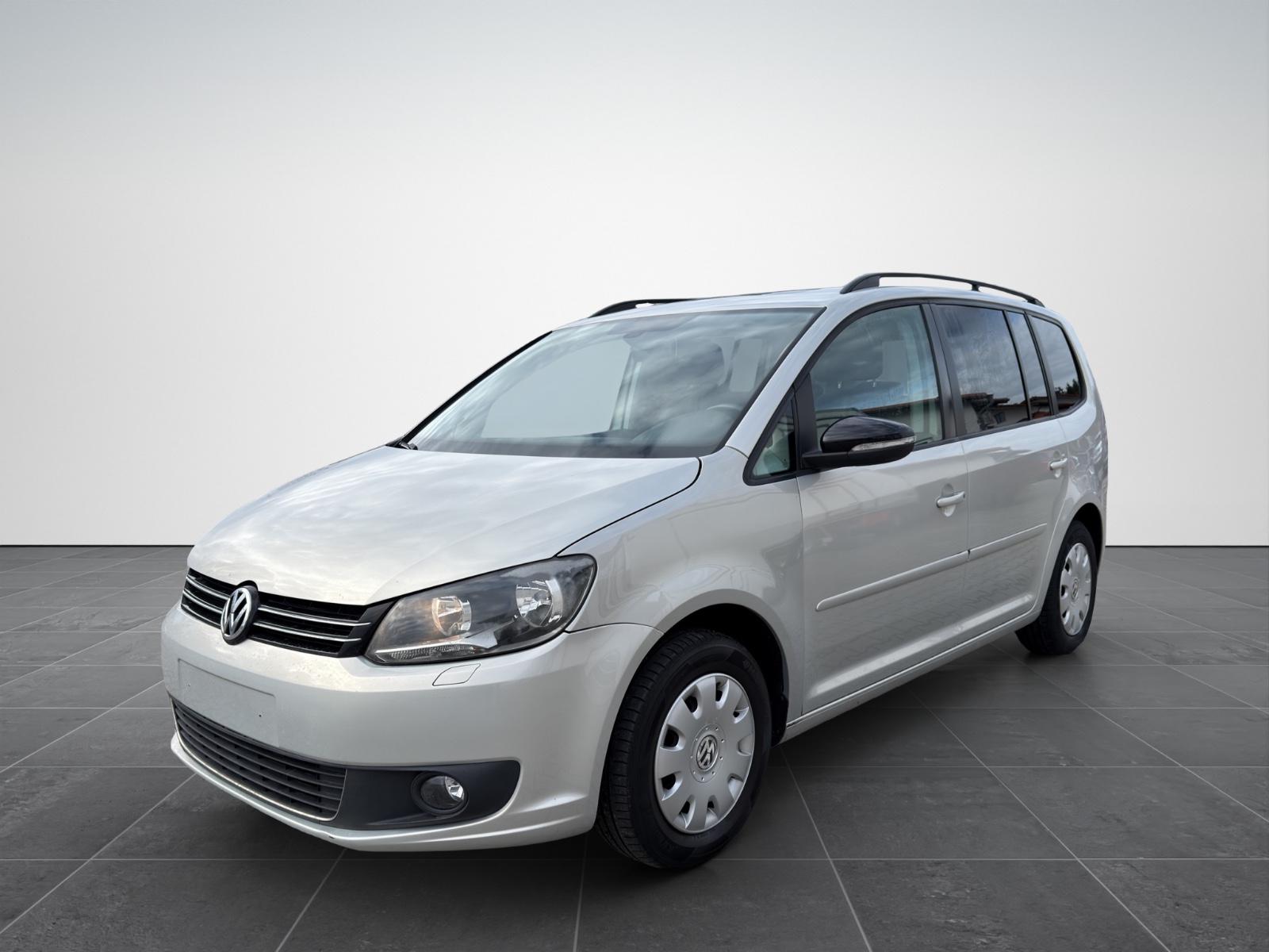 Volkswagen Touran 1.6 TDI Match/7-Sitzer/AHK/TÜV NEU
