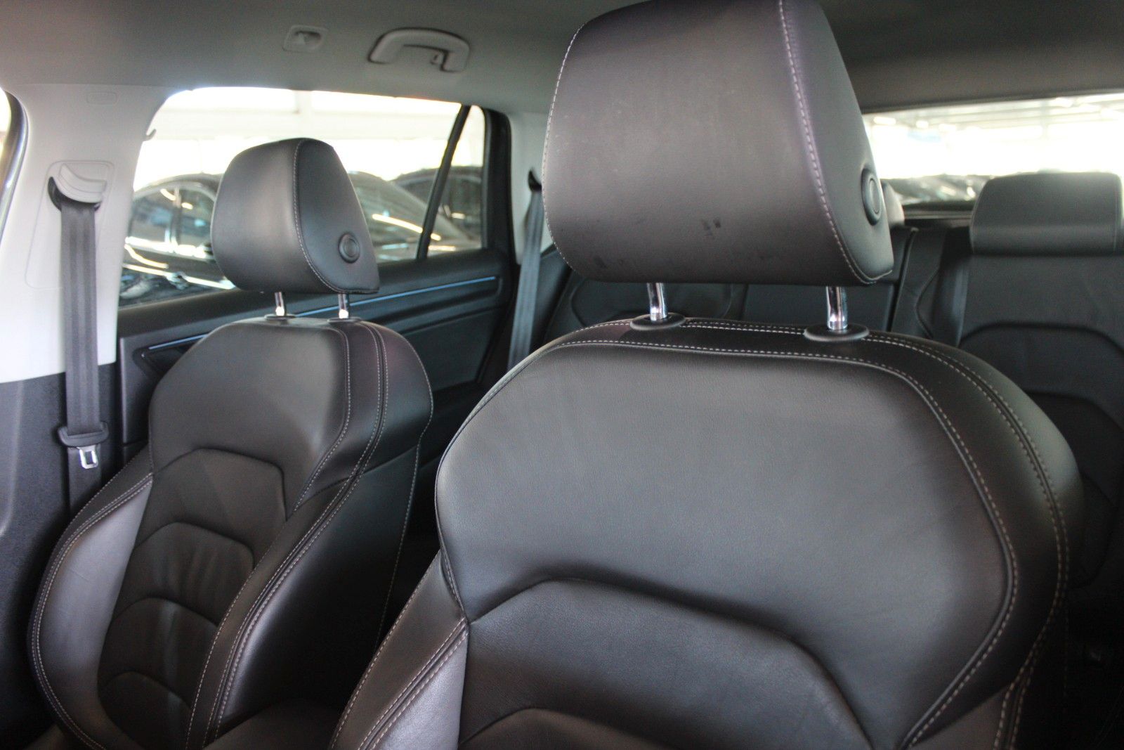 Fahrzeugabbildung SKODA Kodiaq DSG 4x4 SOLEIL LED AHK LEDER ACC STDHZ