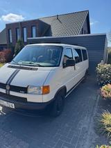 Volkswagen T4 Caravelle 2,5-l-Otto syncro lang Standard - Volkswagen T4 Caravelle aus 2003