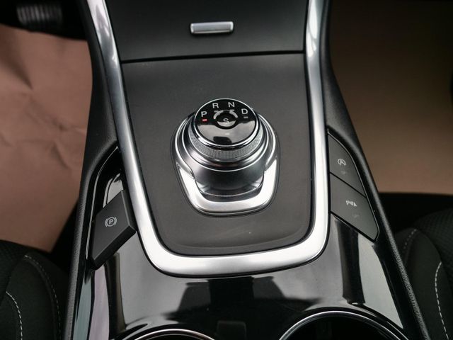 Ford S-Max Titanium 7- Sitzer Kamera LED