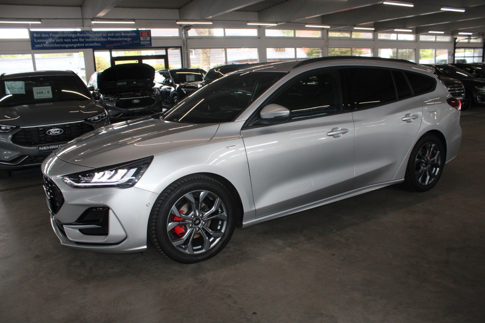 Fahrzeugabbildung Ford Focus ST-Line X Aut. LED ACC HUD WinterP el.Heck