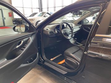 Hyundai i30 cw Premium *ACC*KAMERA*NAVI*SHZ*TEM*TOUCH*