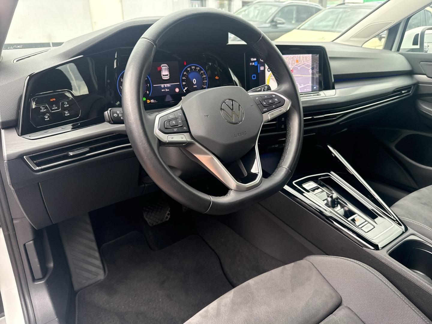 Volkswagen Golf Style 1,5 eTSI DSG Panodach AHK IQ-Light, миниатюра 10