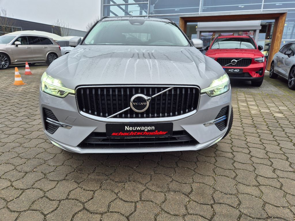 Fahrzeugabbildung Volvo XC60 B5 B AWD Core+Fahrerassist+Leder+Allwetter
