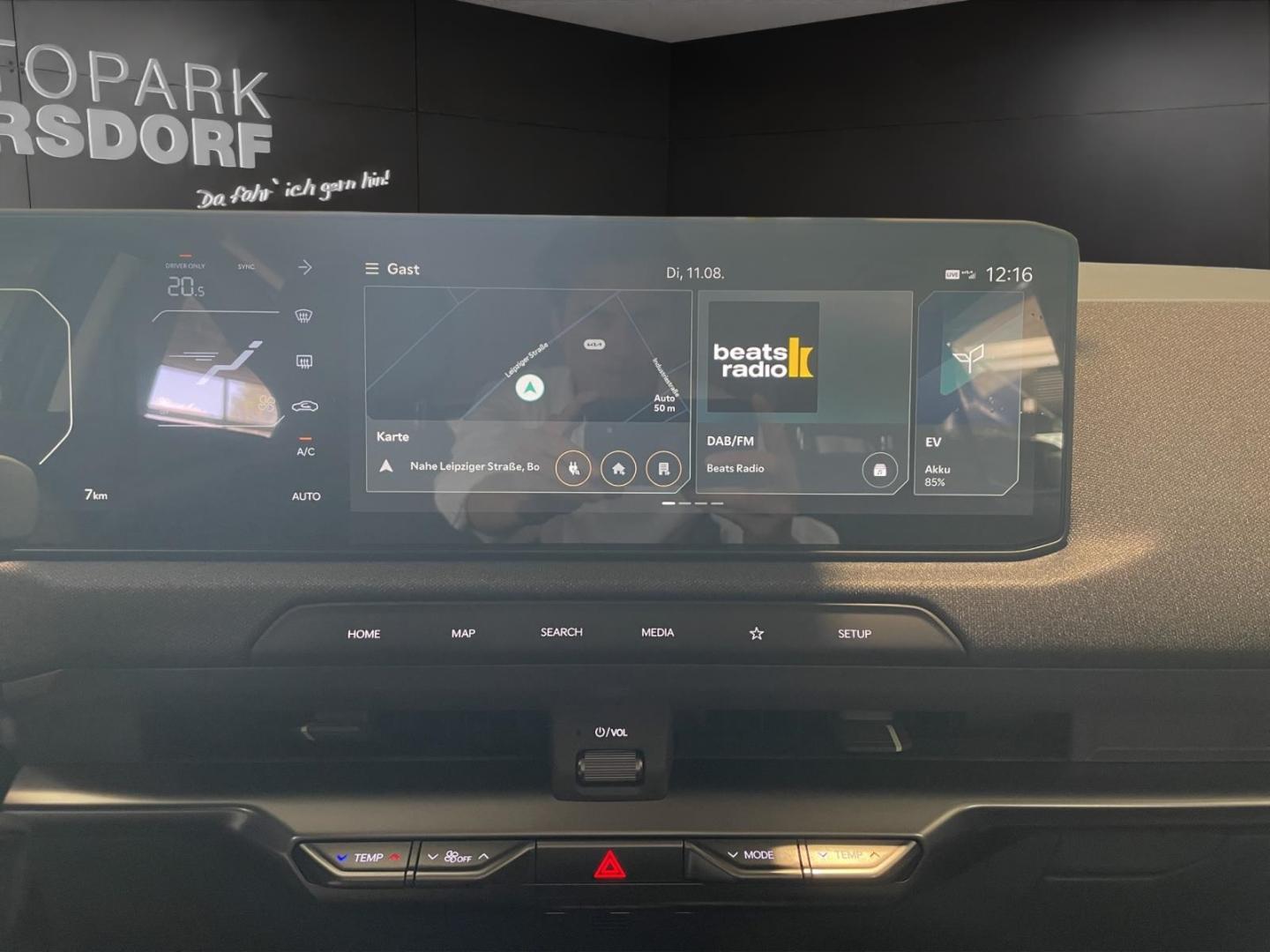 Kia EV2 61 kW Earth LED DAB SHZ LenkradHZG PDCv+h